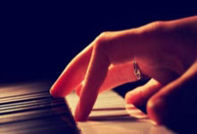 半岛体育app下载-皇马巴萨对决：内马尔梅西火花四溅，燃爆足球盛宴