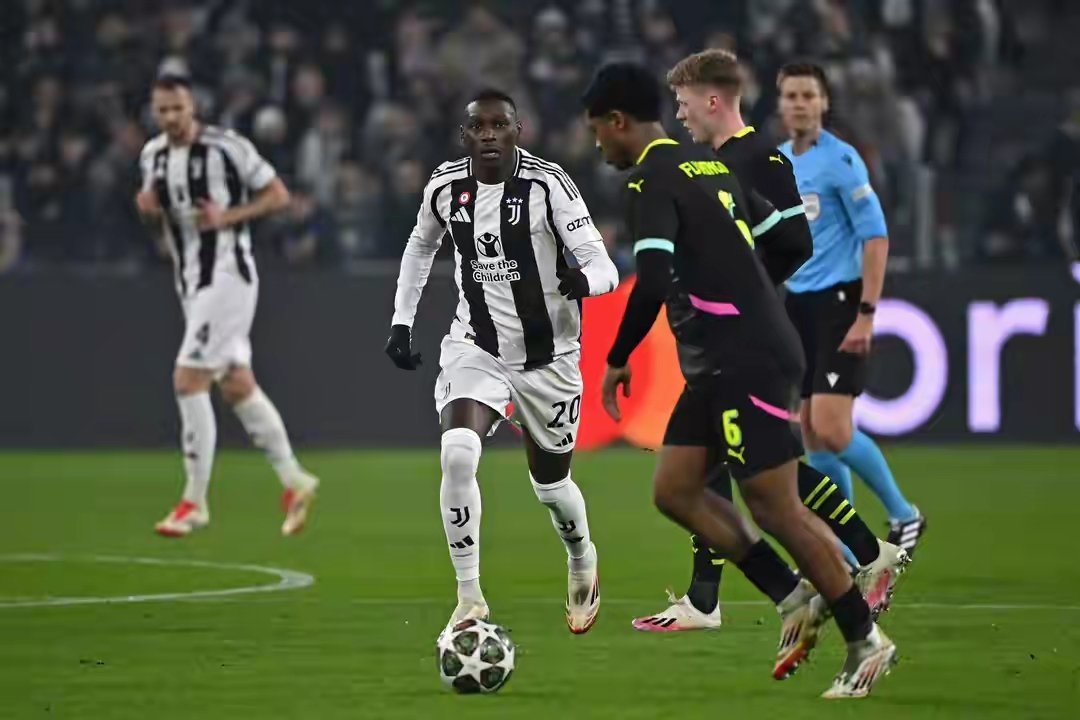 尤文图斯客场惜败,欧冠赛季结束 尤文图斯客场惜败,欧冠赛季结束