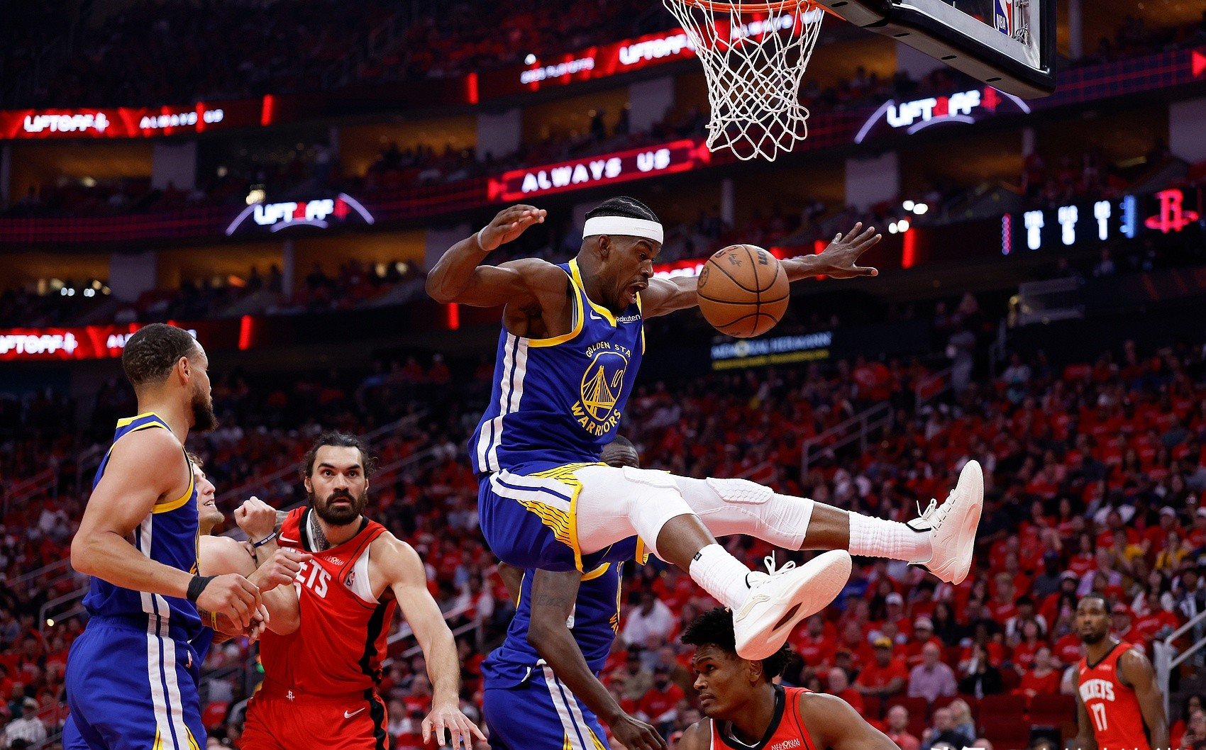 半岛体育在线-包含火箭遭逆转骑士,季后赛前景堪忧的词条