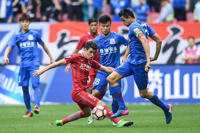 包含恒大连败积分榜下滑，卫冕难度加大的词条