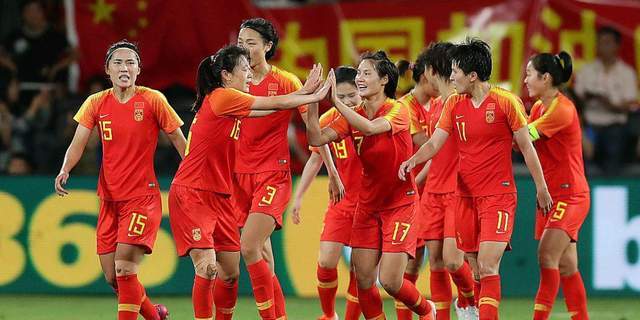 半岛体育网址-墨西哥女足队员完成国际友谊赛拉练