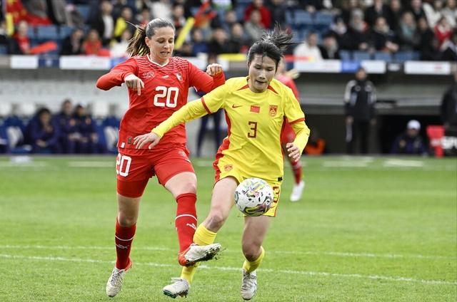 墨西哥女足队员完成国际友谊赛拉练 墨西哥女足队员完成国际友谊赛拉练