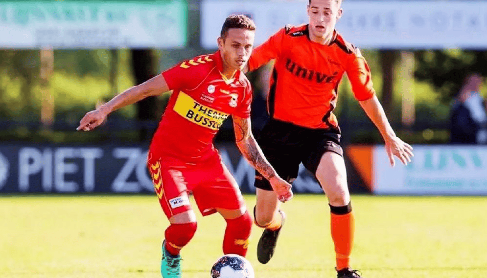 阿贾克斯逆袭晋级，创造荷甲球队奇迹