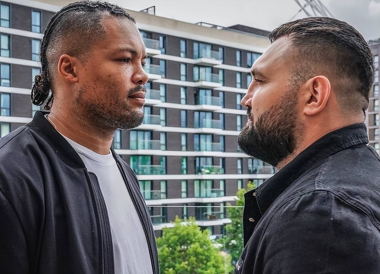 磨刀霍霍！双方在场上针锋相对