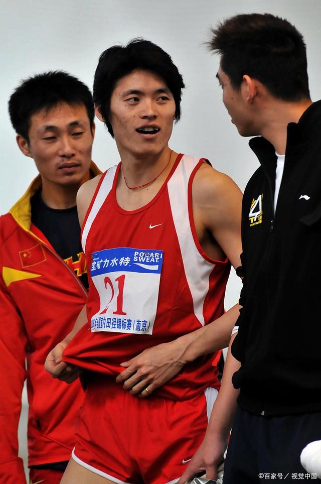 半岛体育官方-关于回顾球队历程,老将和新秀共同努力迎接挑战的信息