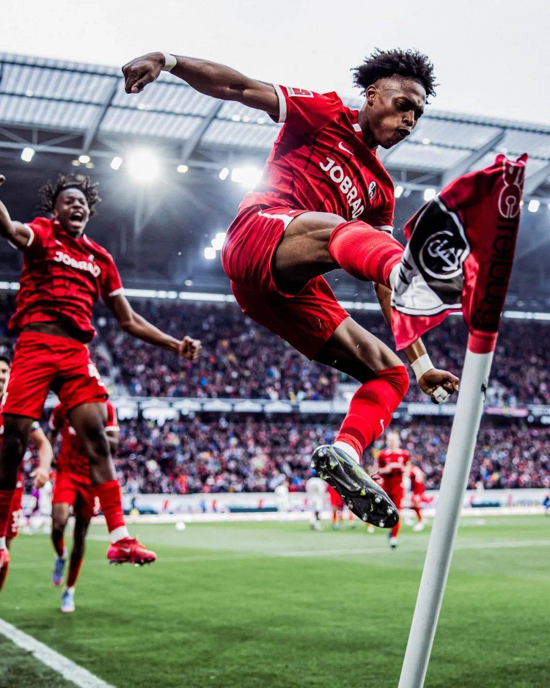 包含云达不莱梅客场击败对手,保持不败纪录的词条 包含云达不莱梅客场击败对手,保持不败纪录的词条