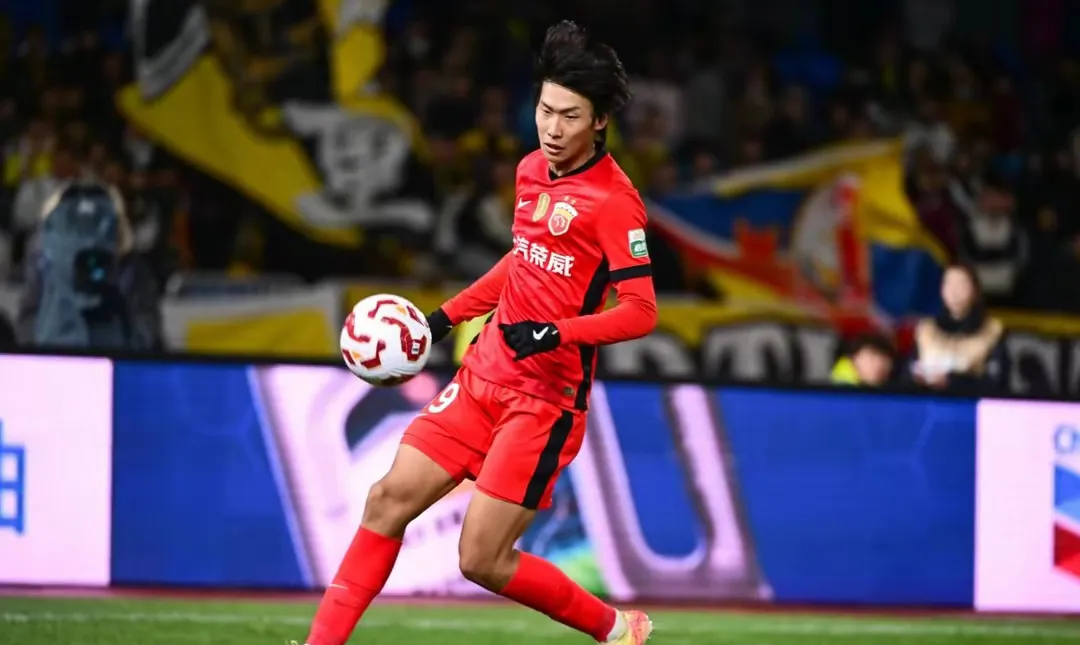 上海上港客场踢平对手,连续六轮保持不败的简单介绍 上海上港客场踢平对手,连续六轮保持不败的简单介绍