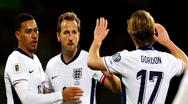 半岛体育官方登录入口-英格兰队客场遭遇绝平,小组晋级回归困难