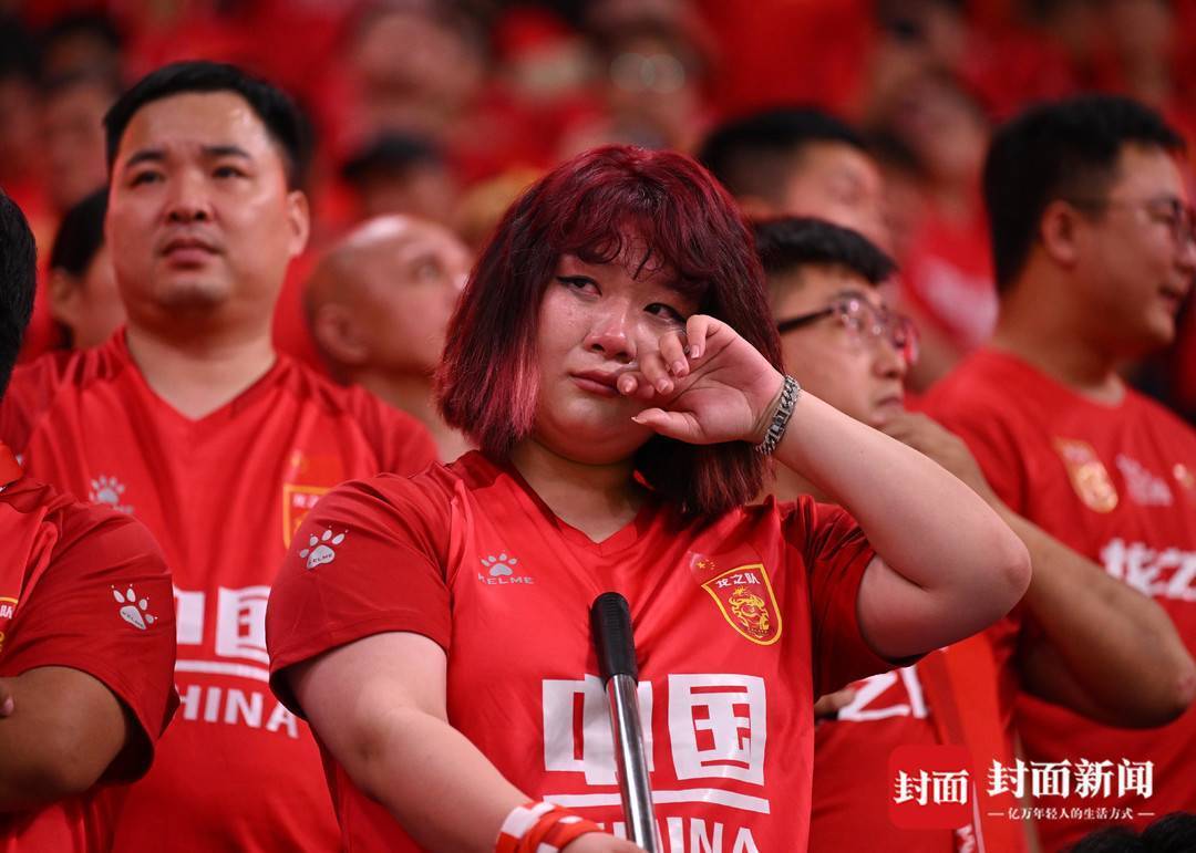 半岛体育活动-广东队遭遇连败，球迷失望