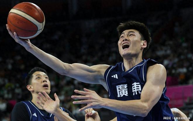 半岛体育app-包含篮球球员个人荣誉接连争夺，实力抢眼的词条